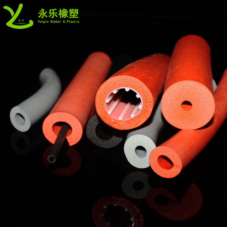 發(fā)泡硅膠管，擠出發(fā)泡硅膠管，耐高溫發(fā)泡硅膠管